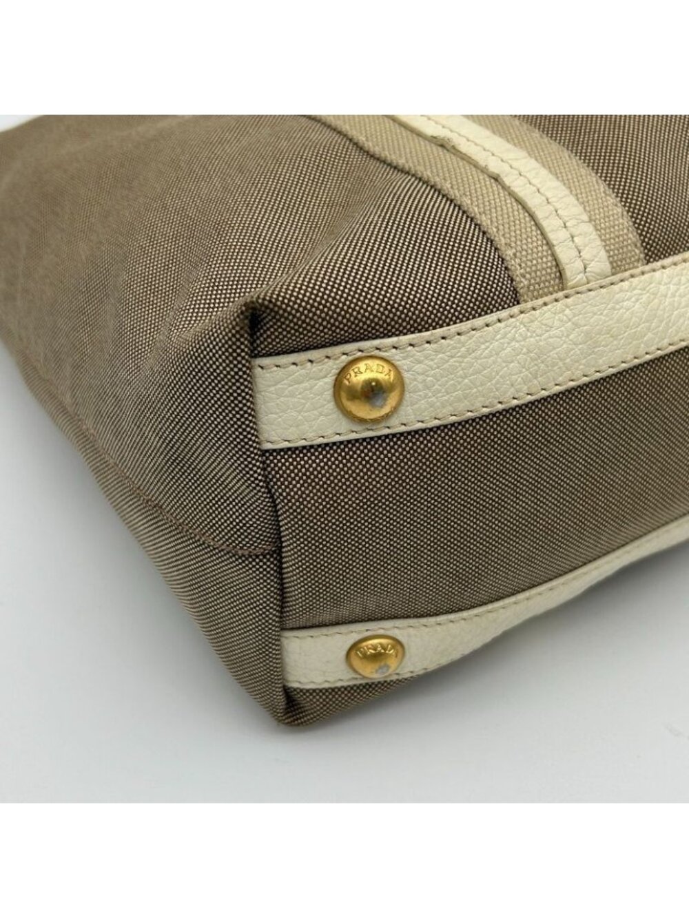 Prada Jacquard Tote Totes Gold - Picture 14 of 16